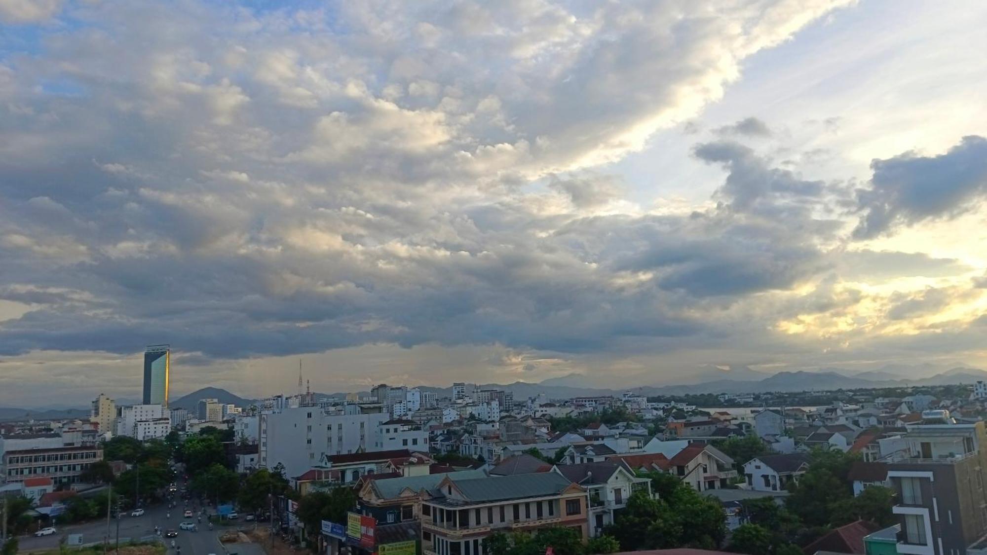 Dat Anh Hotel Hue Exterior photo