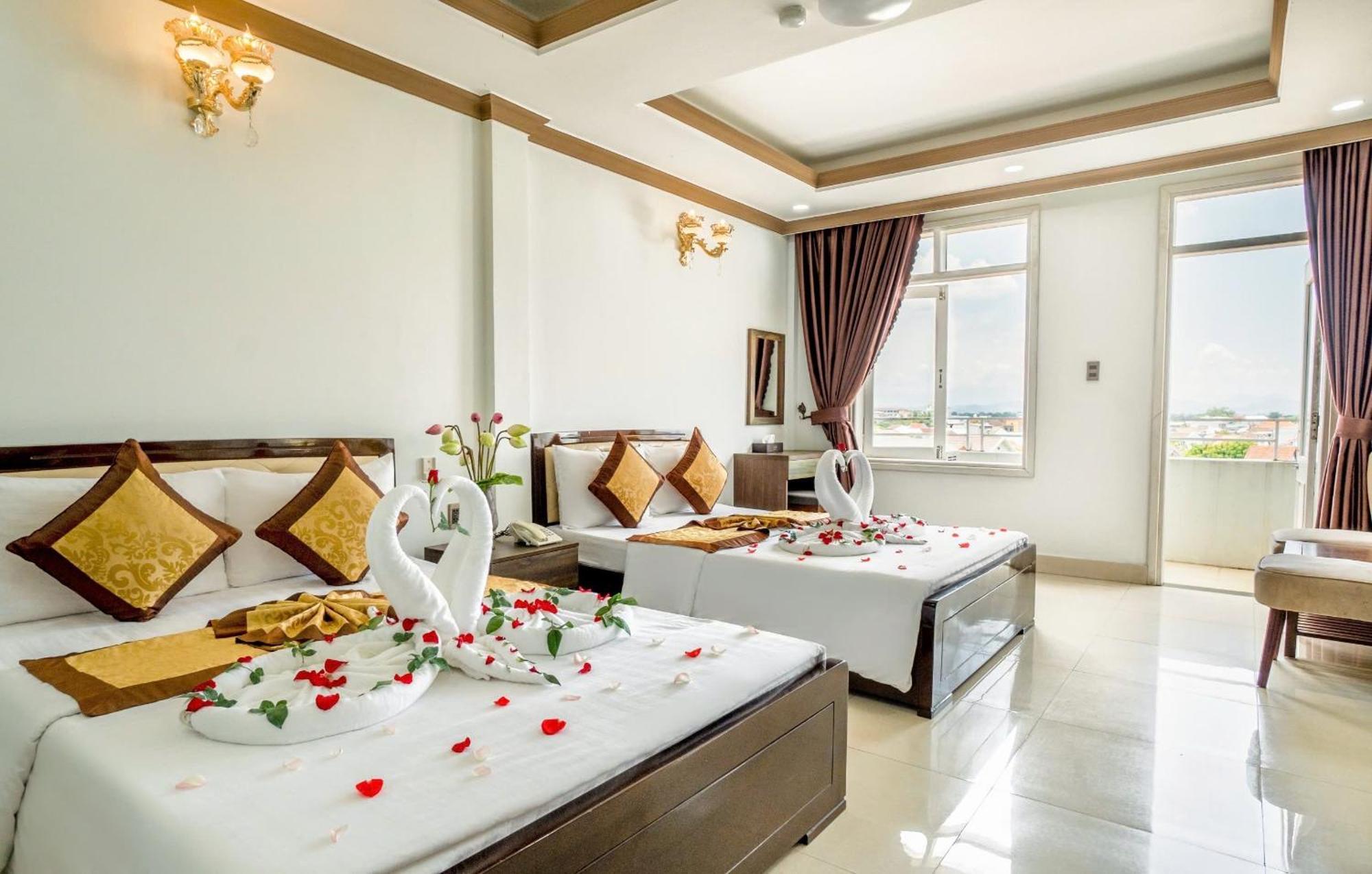 Dat Anh Hotel Hue Exterior photo